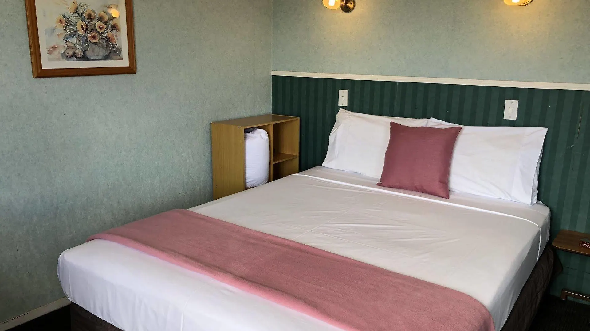 Dunrovin Motel Taupo 4*,