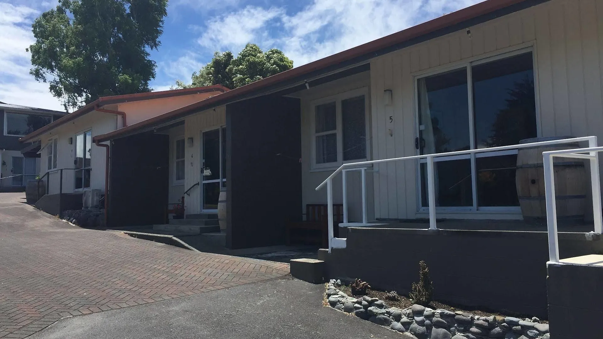 Dunrovin Motel Taupo